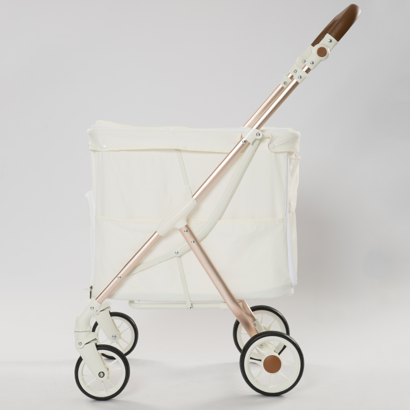 Manufacturers Independent Research and Development of New Pet Stroller